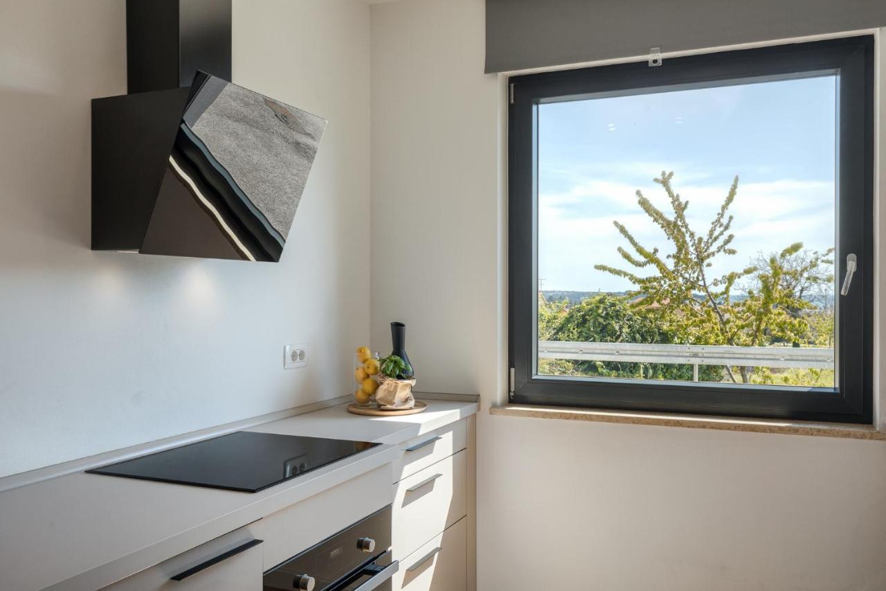 Belvedere Holidays Novigrad Istria Eksteriør billede